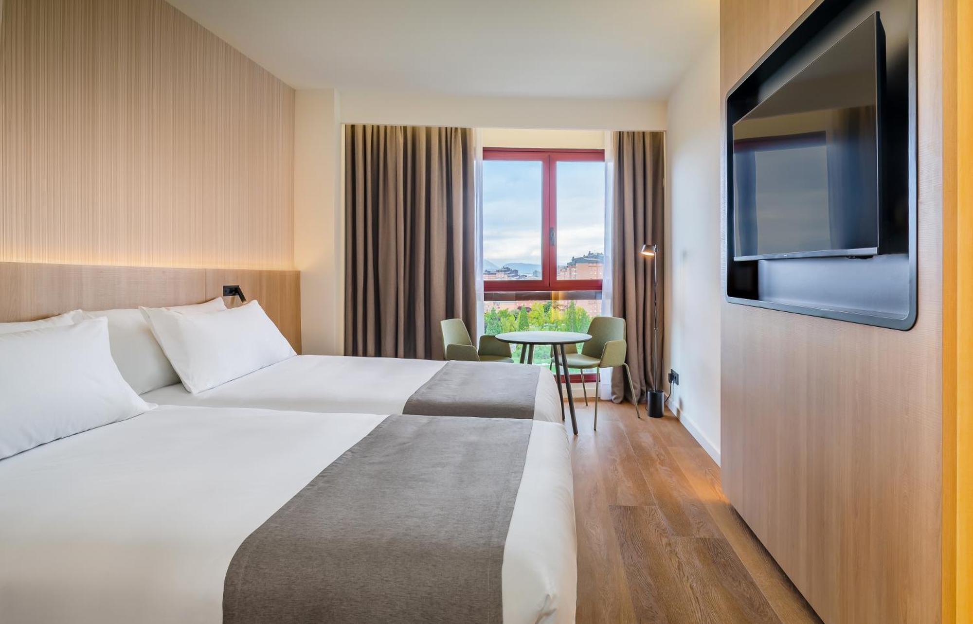 Occidental Pamplona Hotel Eksteriør billede