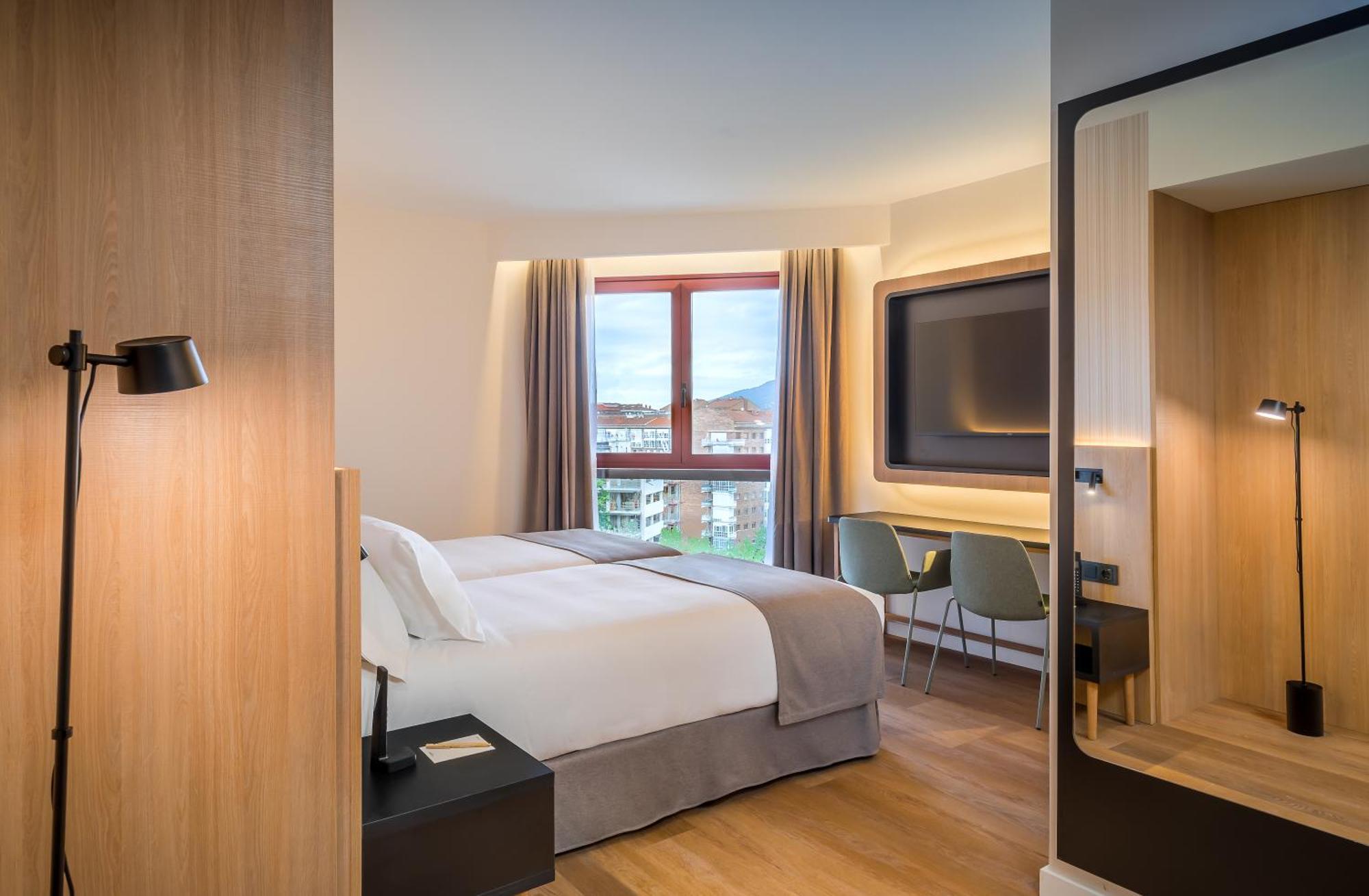 Occidental Pamplona Hotel Eksteriør billede