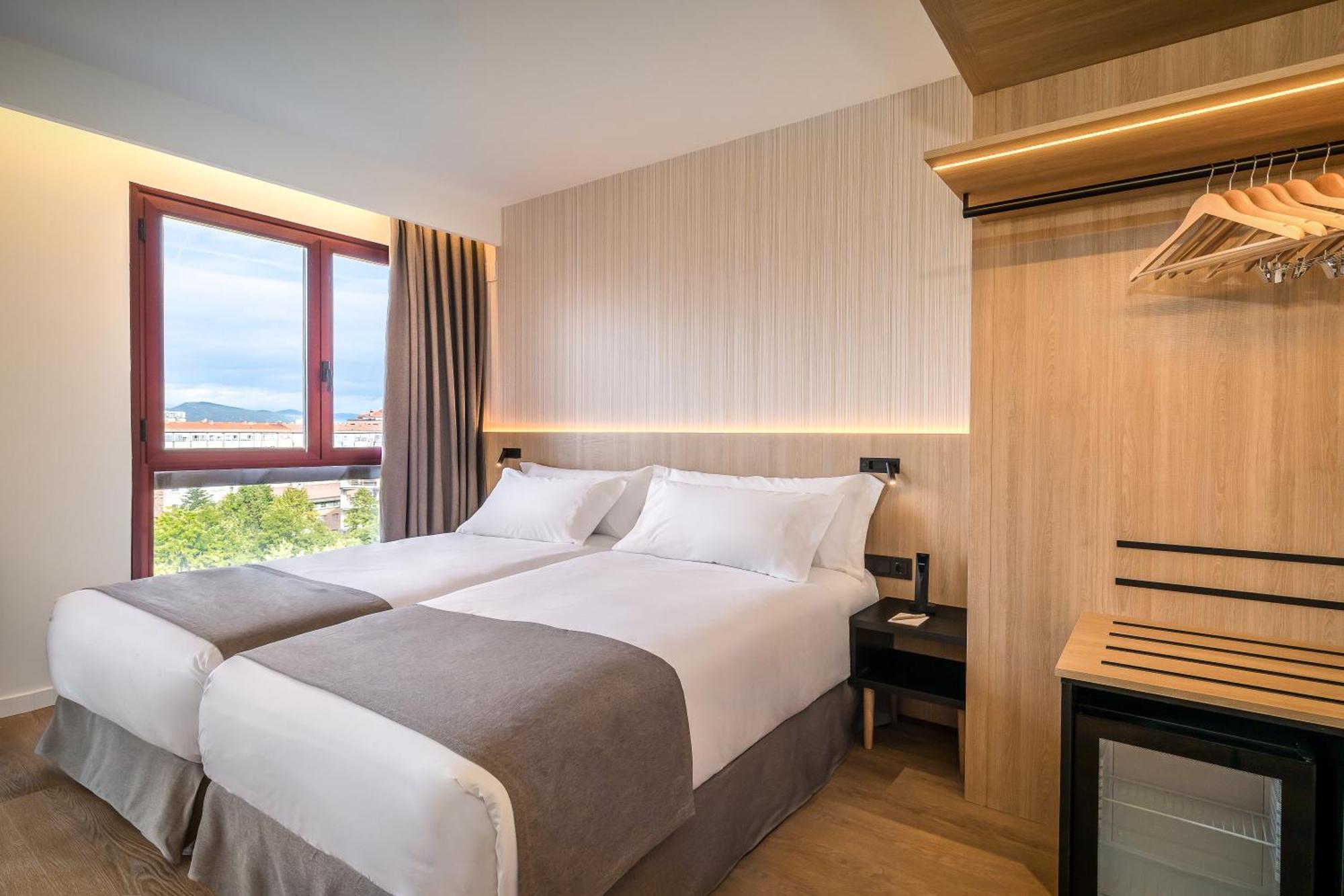 Occidental Pamplona Hotel Eksteriør billede