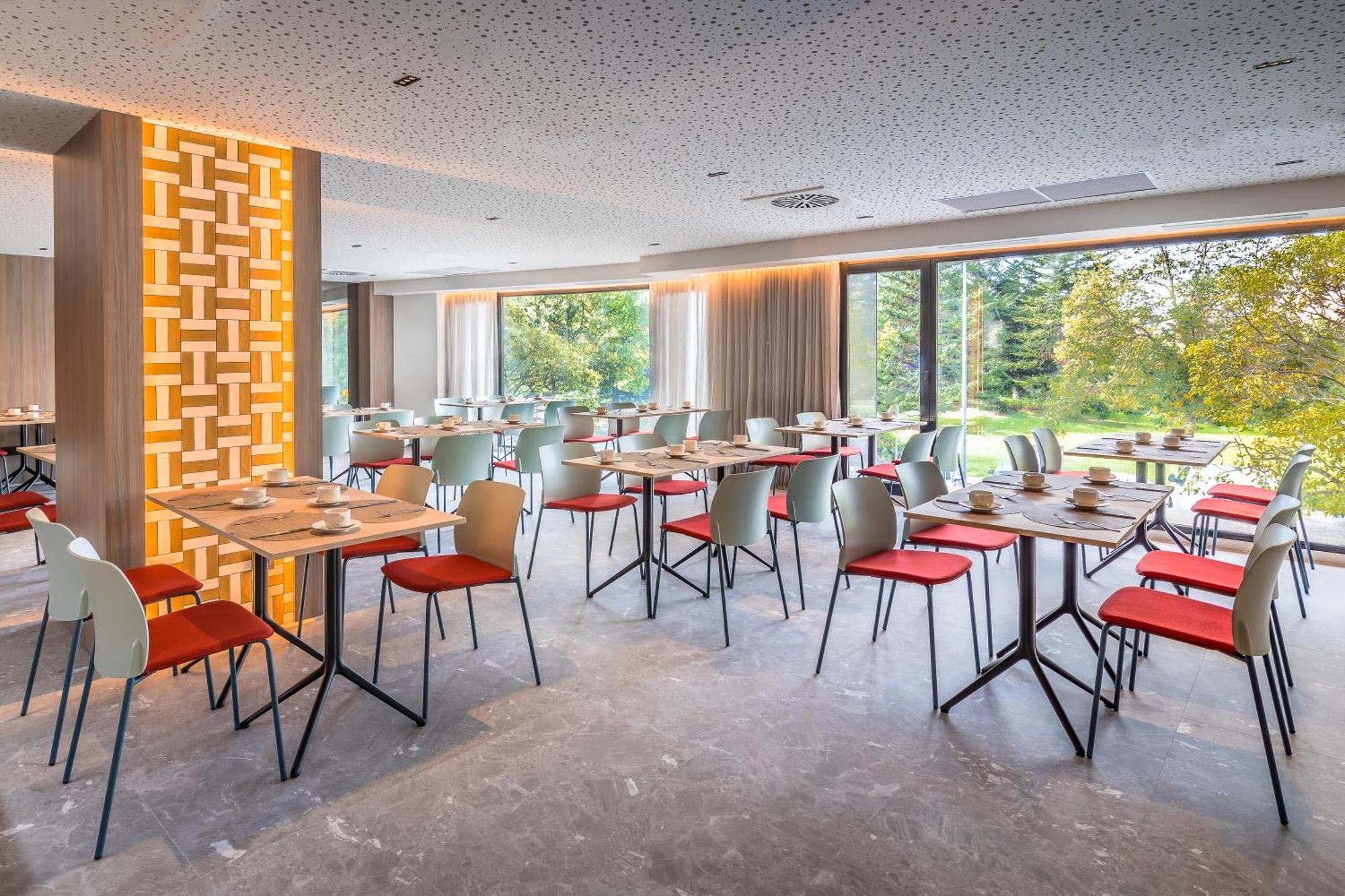 Occidental Pamplona Hotel Eksteriør billede