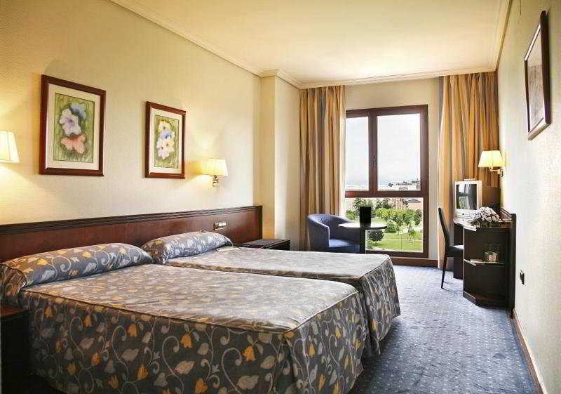 Occidental Pamplona Hotel Værelse billede