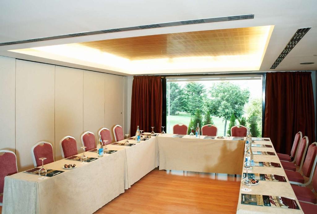 Occidental Pamplona Hotel Eksteriør billede
