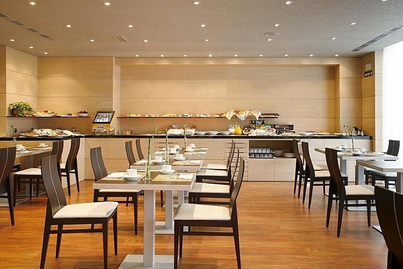 Occidental Pamplona Hotel Eksteriør billede
