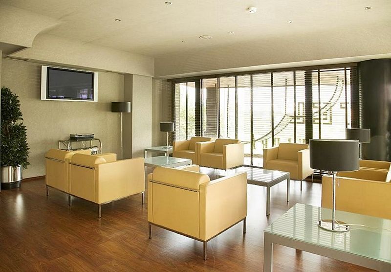Occidental Pamplona Hotel Eksteriør billede
